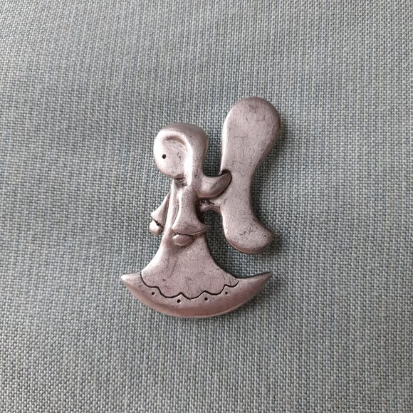 Vintage Angel Brooch Aitkens Pewter Puffy Silver Tone - Picture 3 of 16